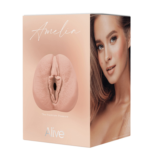 Modelka Amelia (lat 21) – ciasna cipka młodej modelki, realistyczny masturbator anatomiczny