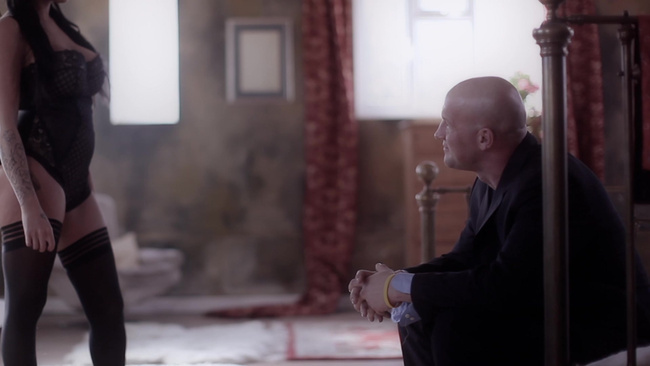 Film erotyczny Porno hetero DVD XXX seks Cougars Know Better - Pumy wiedzą lepiej ZE0508